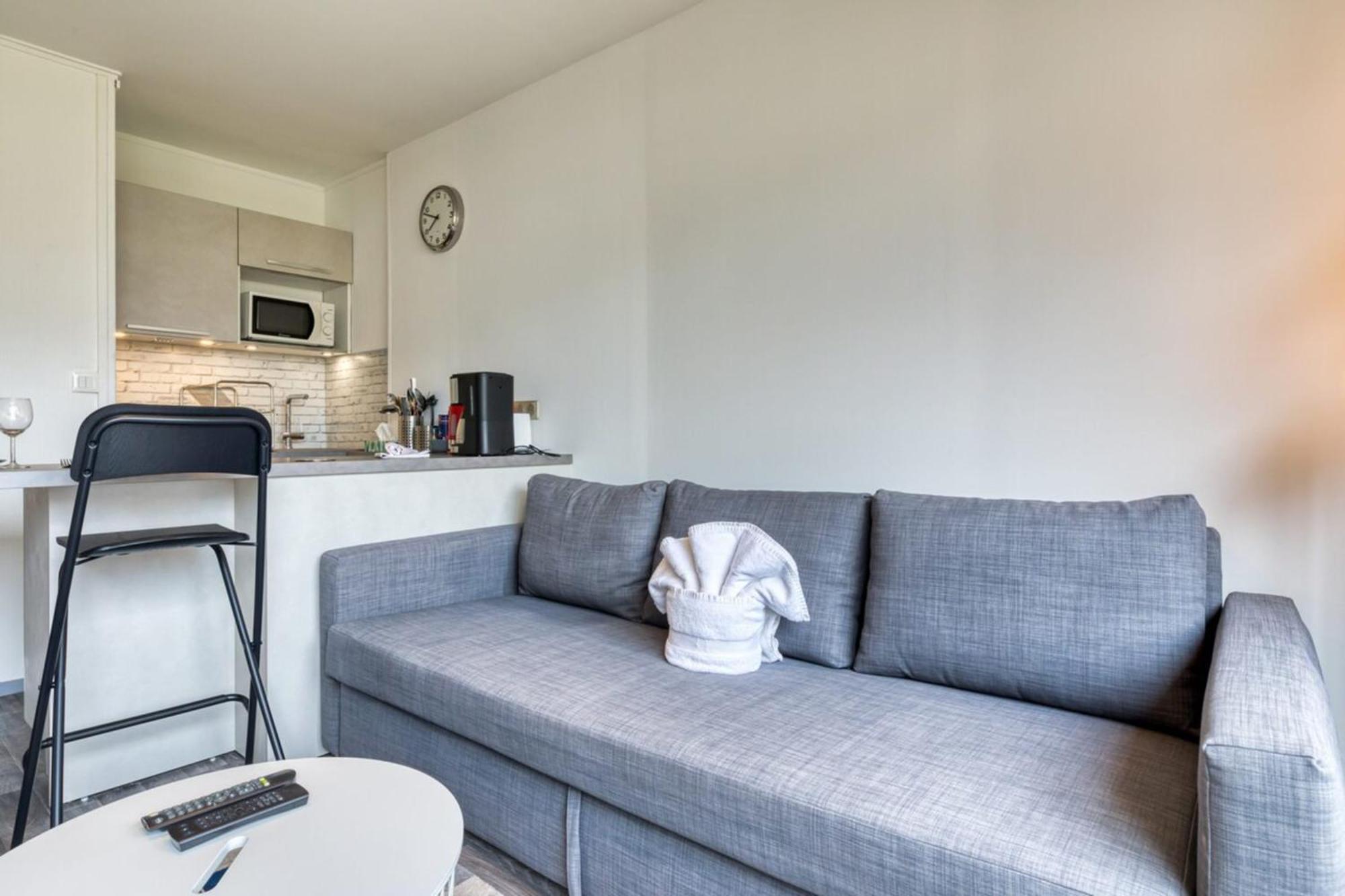 Olivia Studio Avec Place De Parking Rouen Kültér fotó