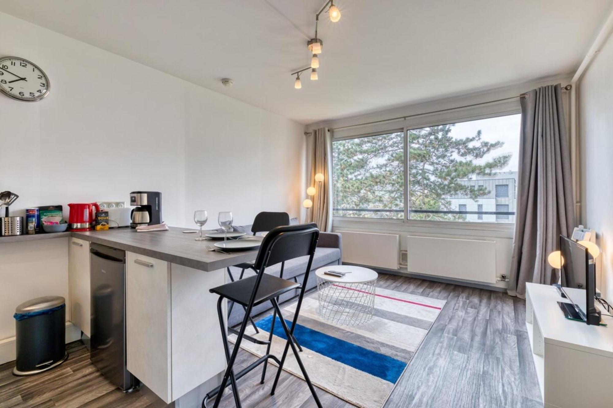 Olivia Studio Avec Place De Parking Rouen Kültér fotó